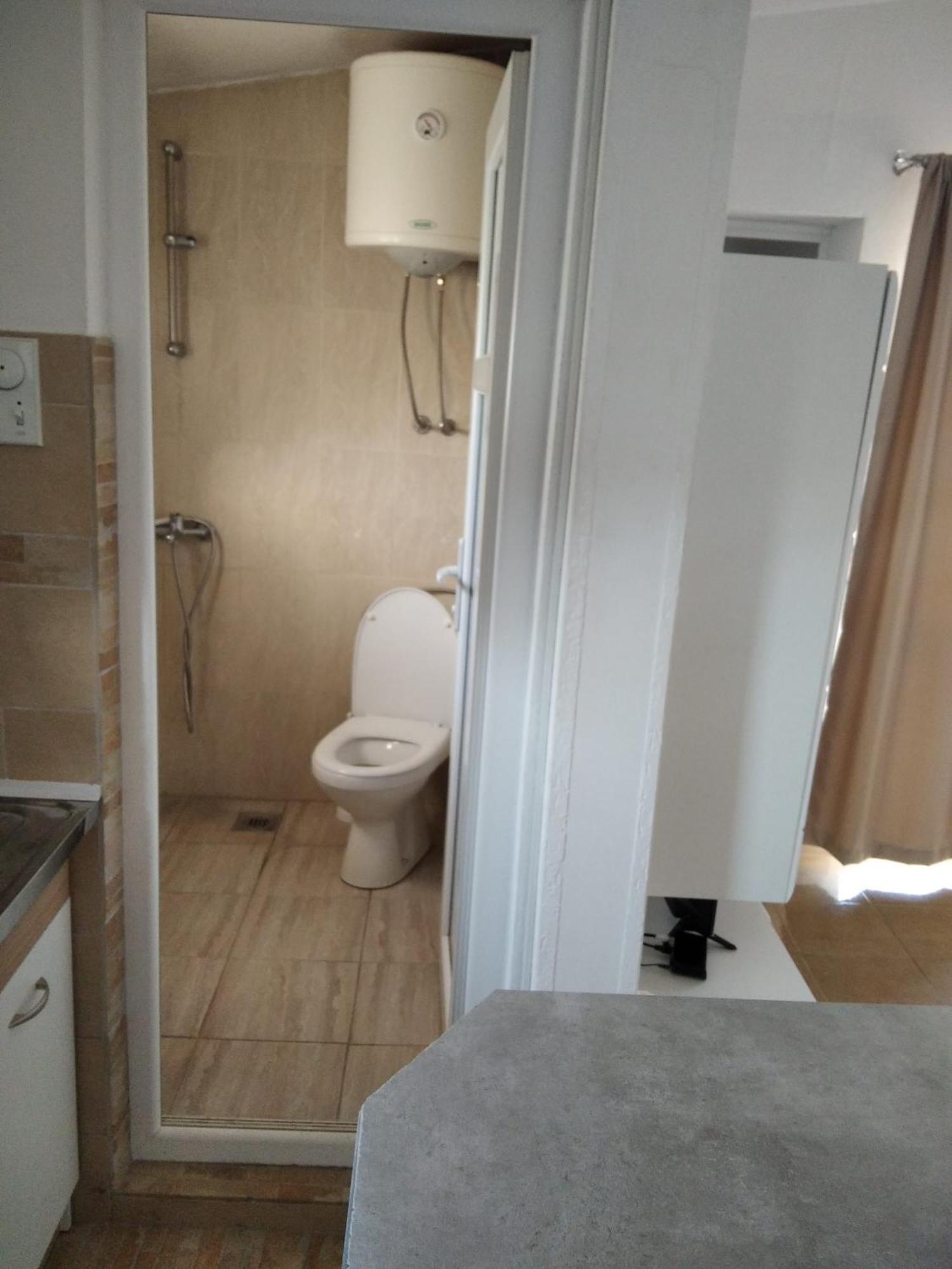 Apartmani Lalo Jankovic Sutomore Bilik gambar